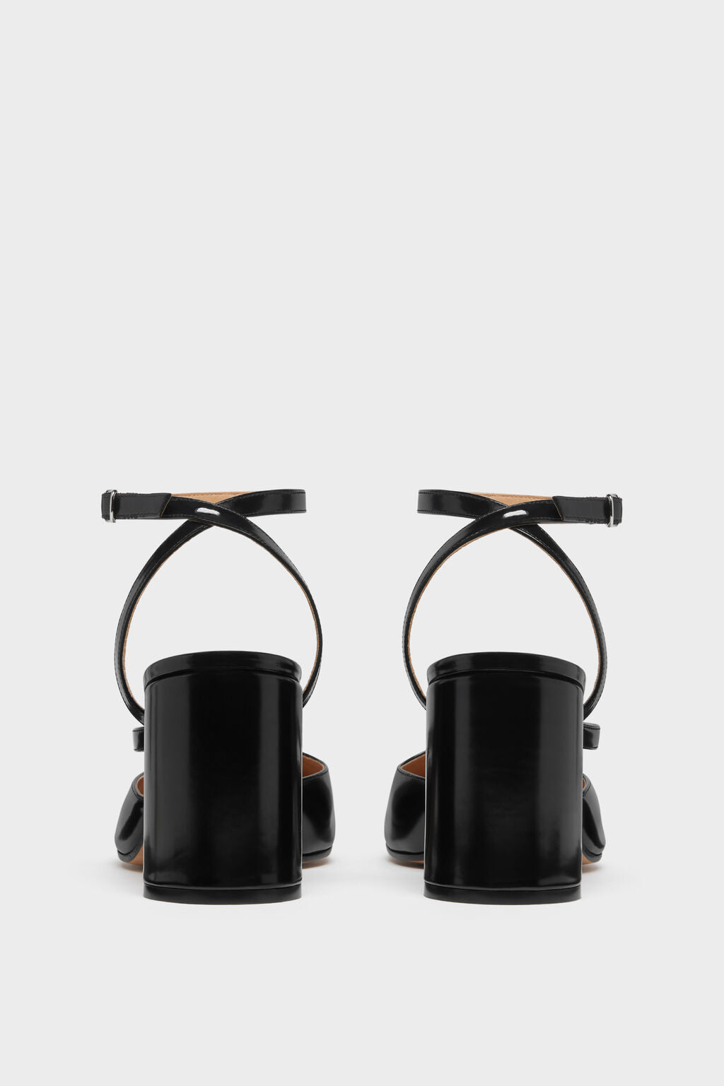 Tabi pump sandals