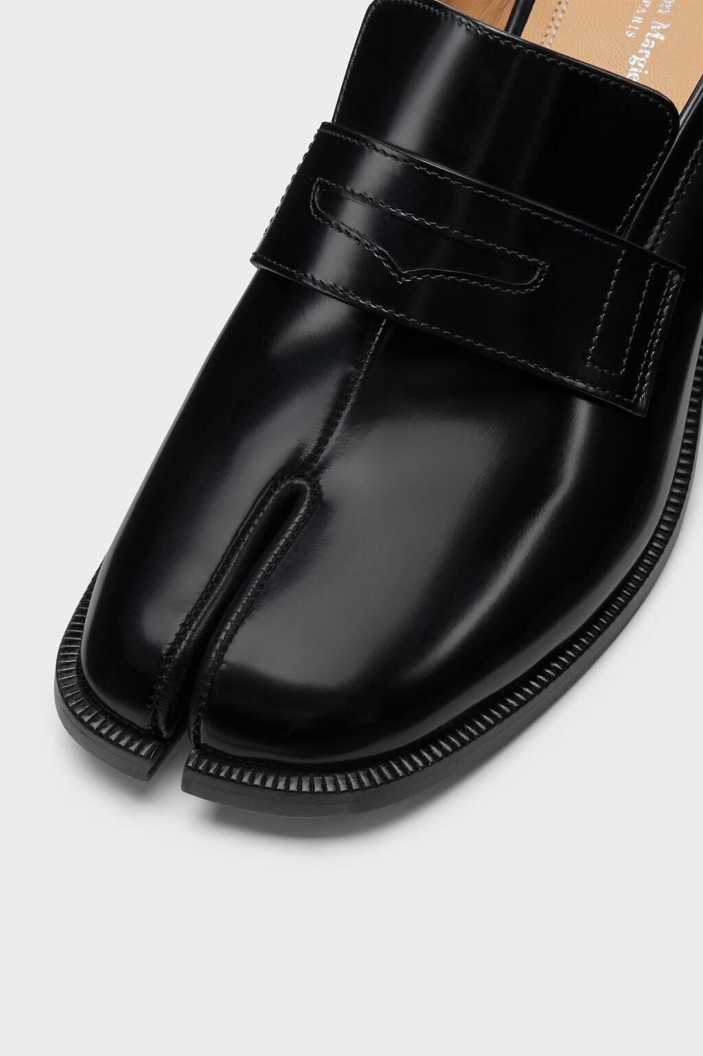 Designer Black Tabi city loafer mule | Shop Online | Maison Margiela