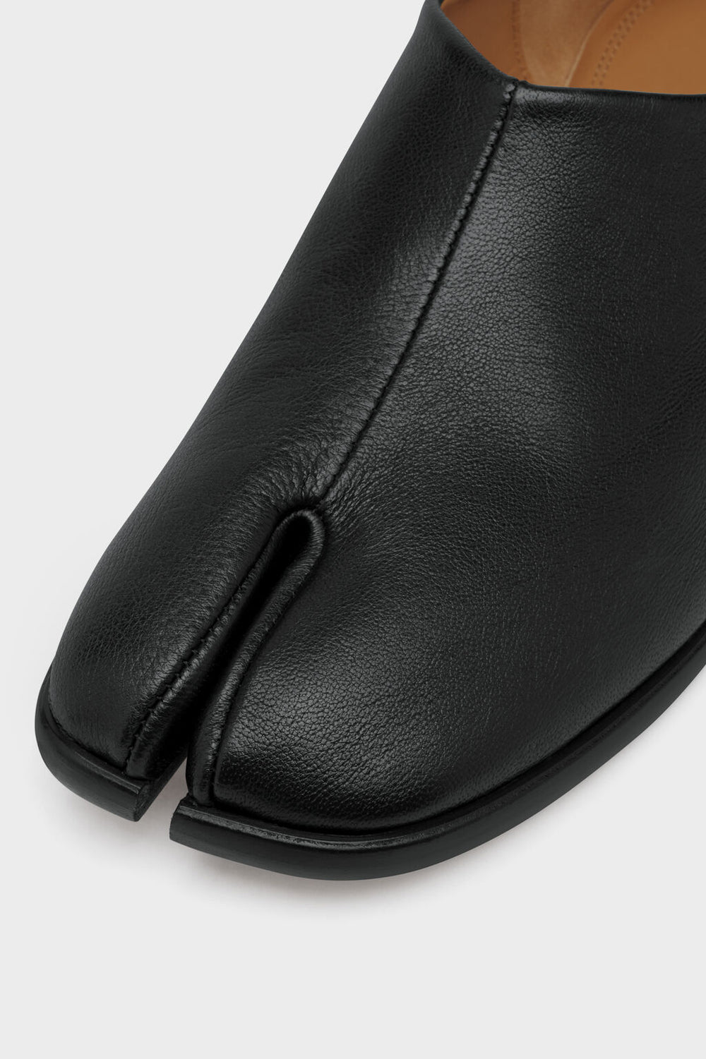 Maison Margiela Tabi babouches