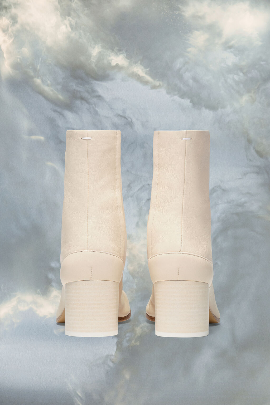 Designer White Tabi ankle boots | Shop Online | Maison Margiela