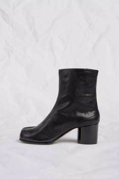 Tabi ankle boots