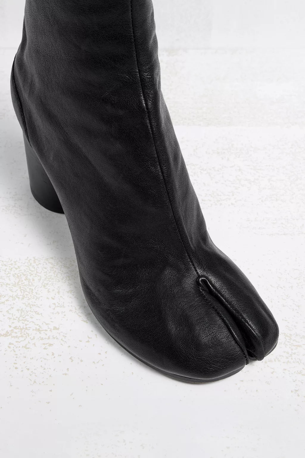 Tabi ankle boots