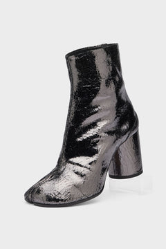 Tabi broken mirror boots
