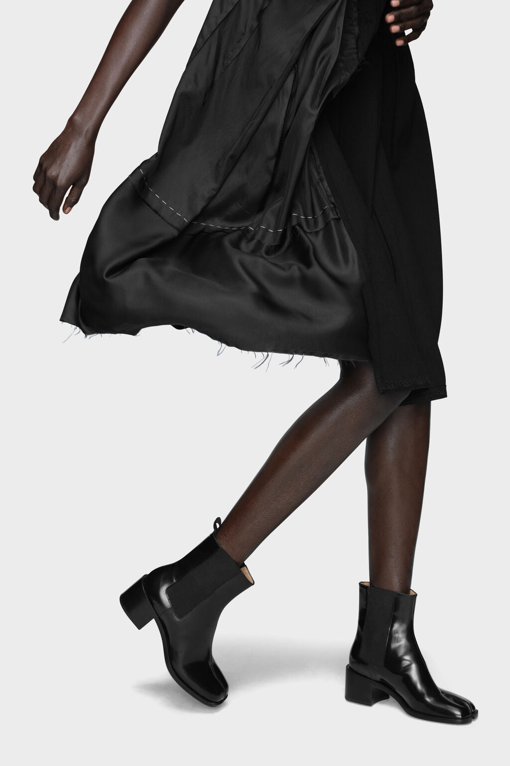 Designer BLACK Tabi city chelsea | Shop Online | Maison Margiela