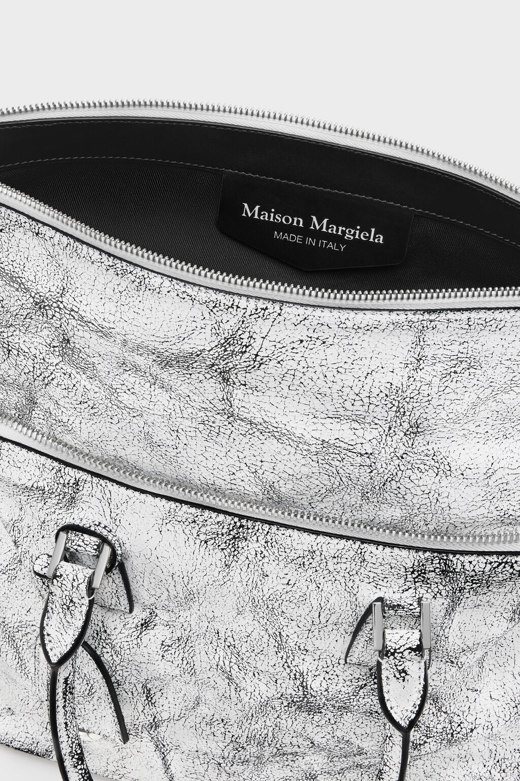 Designer WHITE 5AC loved to death medium | Shop Online | Maison