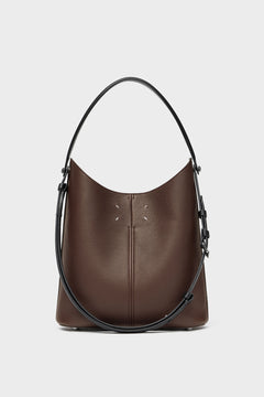 Dress-age Hobo